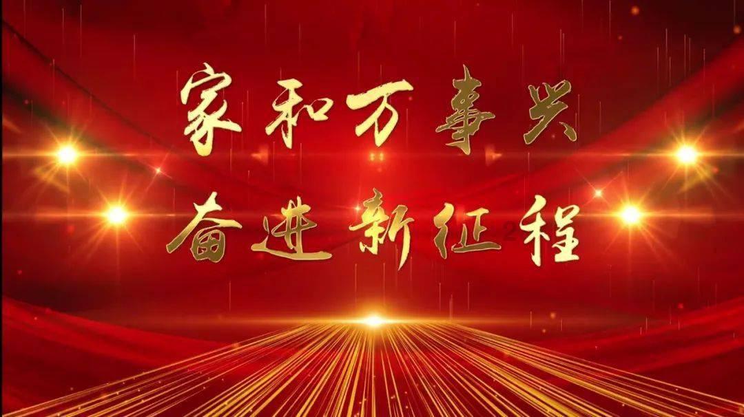 繁华都市里的地下王国，生存着2000多人，一旦住进去，便是为了等死